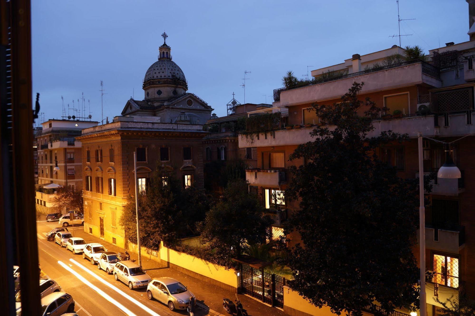 Residenza I Rioni Guesthouse Rome Exterior photo